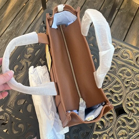 Marc Jacobs Tote Bag - Picture 7 of 12